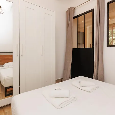 Le Notting Nid Chic Renove Coeur Du Vieil Appartement Antibes